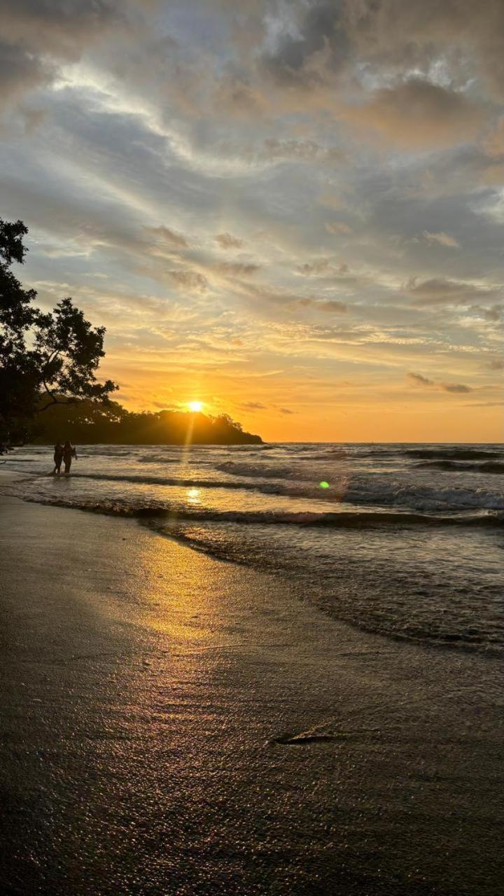 Tamarindo Beach, Prime Location, Fantastic Watersalt Pool & Cold Plunge, Family & Friends Exteriér fotografie