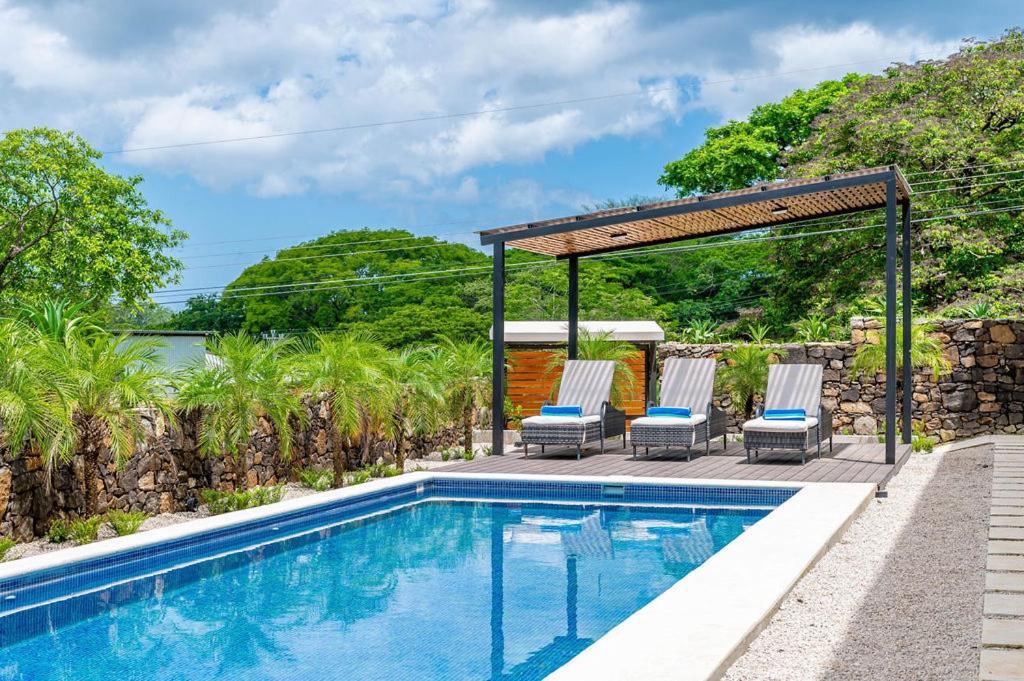 Tamarindo Beach, Prime Location, Fantastic Watersalt Pool & Cold Plunge, Family & Friends Exteriér fotografie